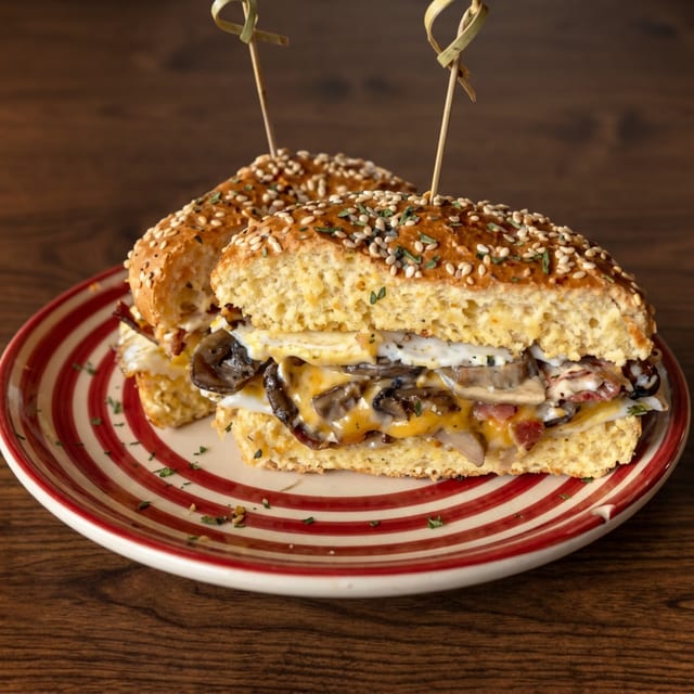 Banquet Eggwich.